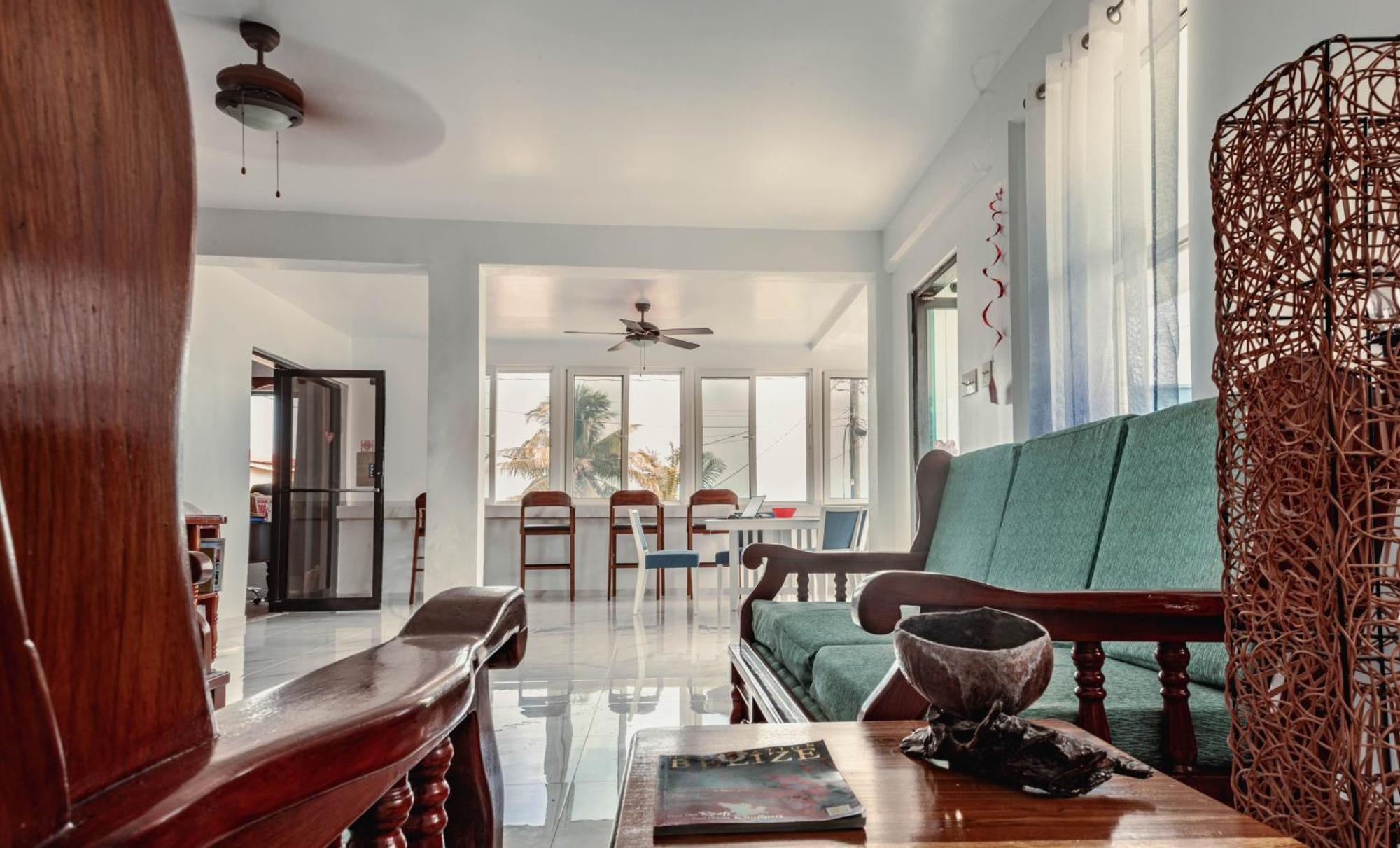 Bonefish Hotel Dangriga Exterior photo