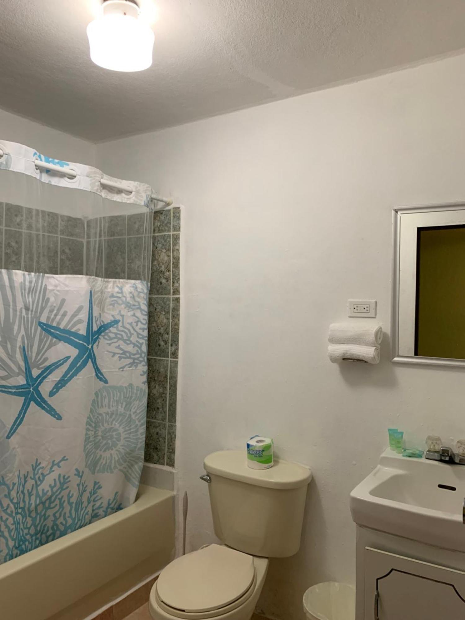 Bonefish Hotel Dangriga Exterior photo